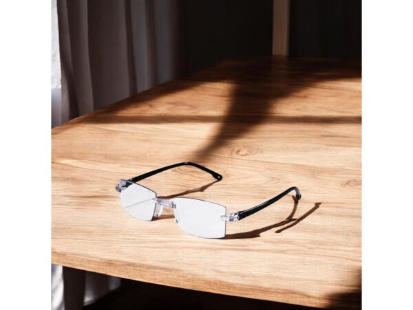 OKULARY Z PŁYNNĄ REGULACJĄ OSTROŚCI BEZRAMKOWE