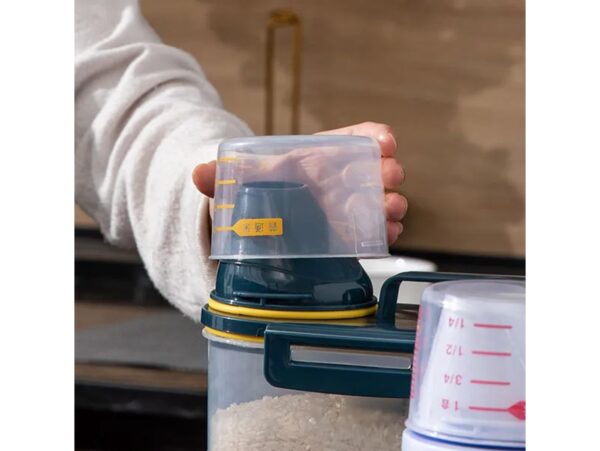 POJEMNIK NA KARMĘ DLA ZWIERZĄT 15,5CM