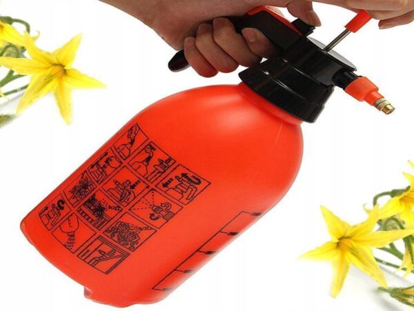 OPRYSKIWACZ RĘCZNY 2L