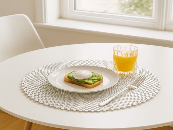 PODKŁADKA NA STÓŁ MATA OKRĄGŁA 38cm - srebrny