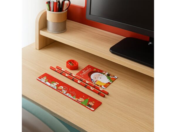 ARTYKUŁY SZKOLNE ŚWIĄTECZNE W PUDEŁKU 6EL.