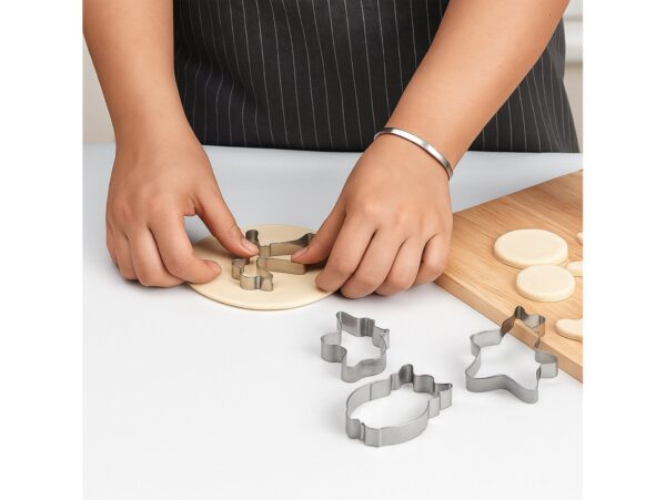 FOREMKI DO WYKRAWANIA PIERNIKÓW 6SZT