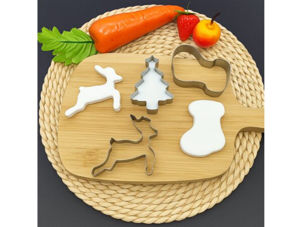 FOREMKI DO WYKRAWANIA PIERNIKÓW 6SZT