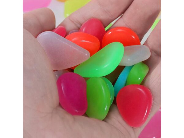 KAMIENIE ŚWIECĄCE FLUORESCENCYJNE 100szt - kolorowe