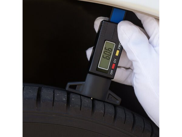 MIERNIK WYSOKOŚCI BIEŻNIKA OPON CYFROWY