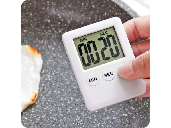 MINUTNIK NA MAGNES - biały