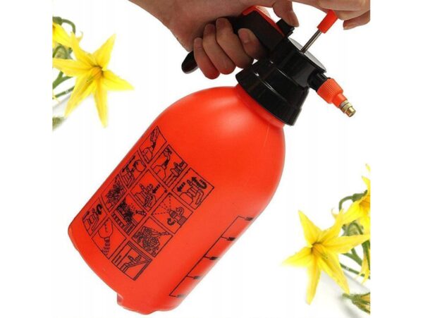 OPRYSKIWACZ RĘCZNY 2L