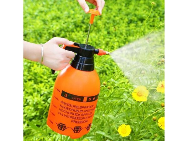 OPRYSKIWACZ RĘCZNY 2L