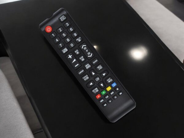 PILOT DO TV SAMSUNG UNIWERSALNY SMART