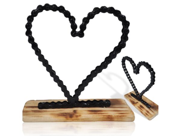 SERCE Z ŁAŃCUCHA NA PODSTAWCE