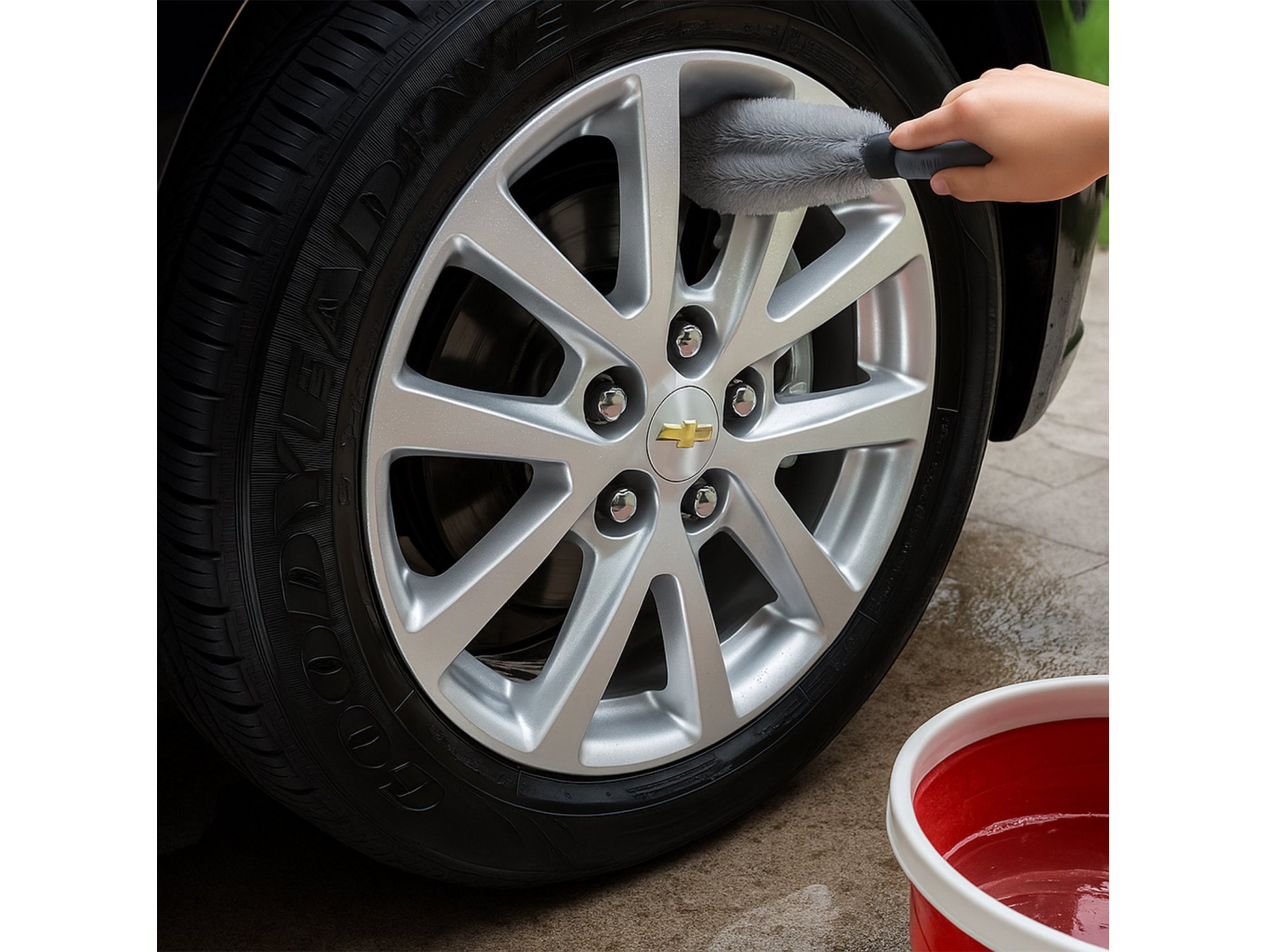 SZCZOTKA DO MYCIA FELG - szary