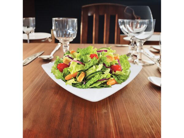 TALERZ PLASTIKOWY KWADRATOWY 20,5cm 4SZT