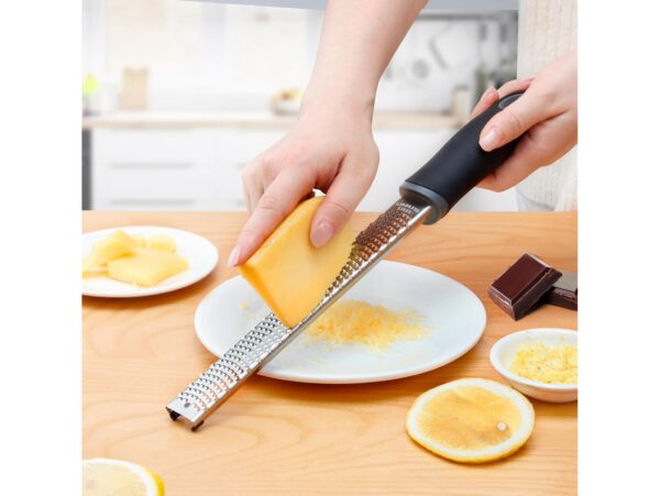 TARKA KUCHENNA DO SERA SKÓRKI CYTRUSÓW IMBIRU