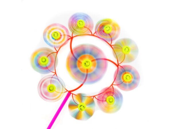 WIATRACZEK OGRODOWY DLA DZIECI