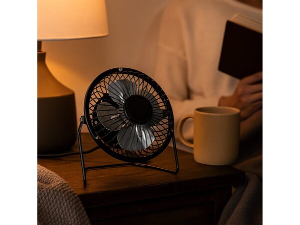 WIATRAK BIURKOWY WENTYLATOR