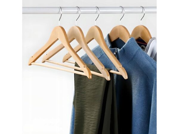 WIESZAKI NA UBRANIA DREWNIANE 3szt