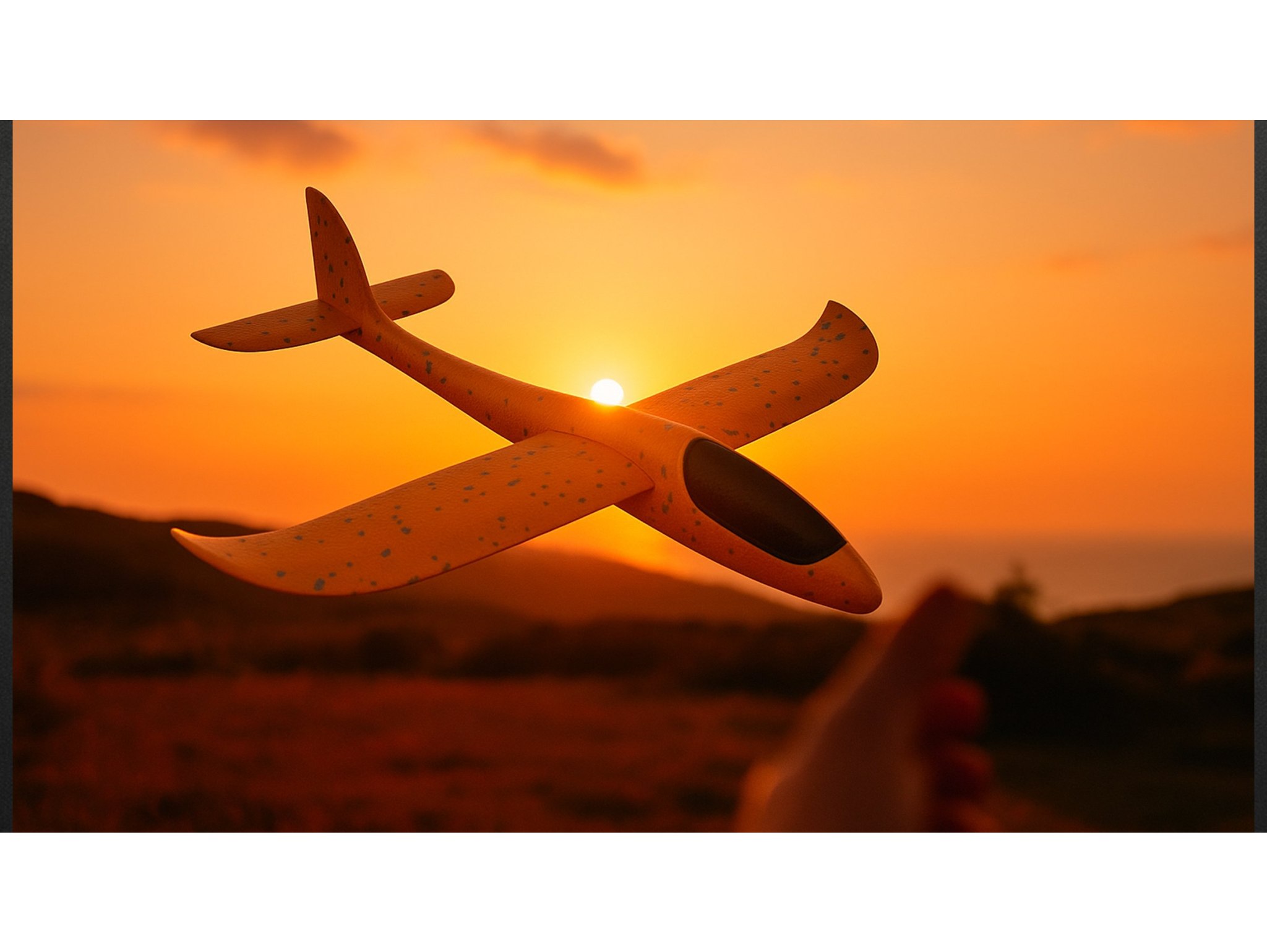 AMOLOT ZABAWKA STYROPIANOWY SZYBOWIEC RZUTKA 47 CM - pomarańczowy