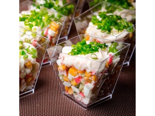 POJEMNIKI NA DESERY SOSY 30SZT 60ML