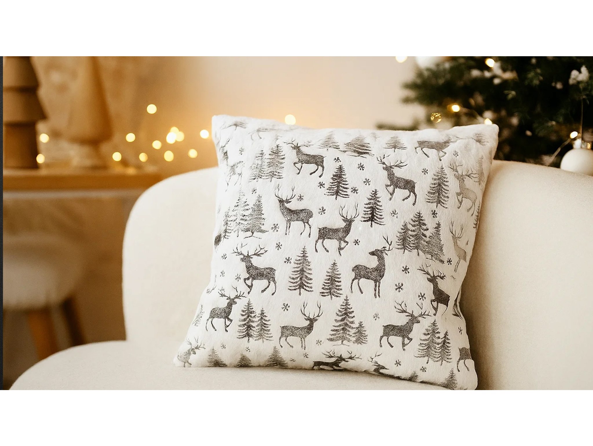 POSZEWKA NA PODUSZKĘ ŚWIĄTECZNA 43x43 - srebrny