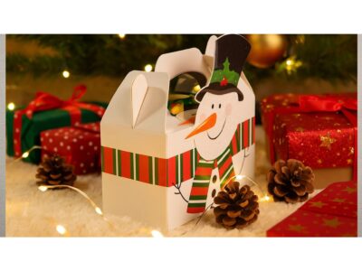 PUDEŁKO PREZENTOWE ŚWIĄTECZNE 21x17x11cm - bałwan