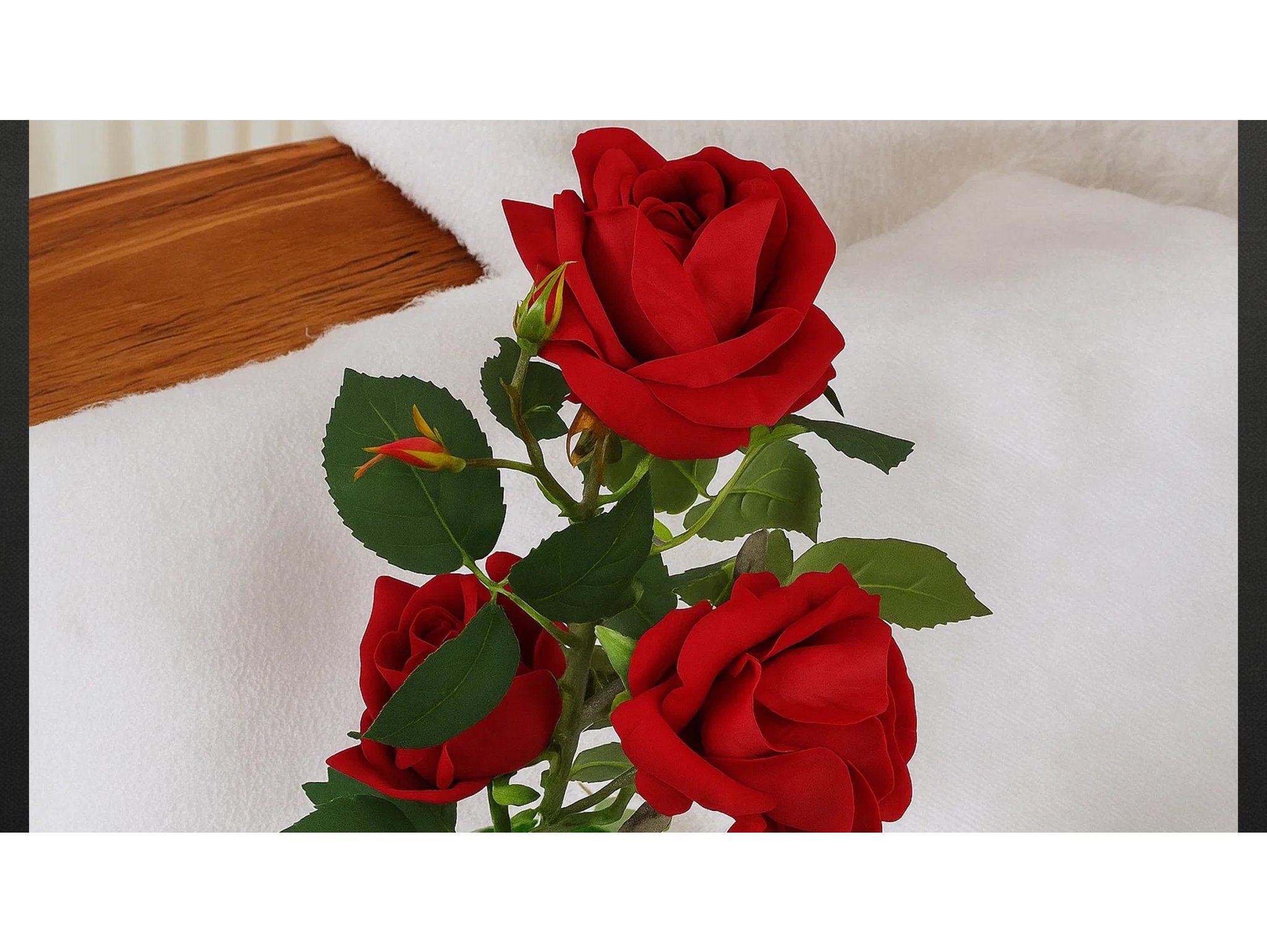 RÓŻA KWIAT SZTUCZNY 38cm 3 KWIATY W DONICZCE - czerwony