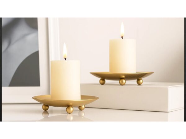 ŚWIECZNIK METALOWY PODSTAWKA POD ŚWIECZKĘ 11CM - złoty